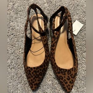 Ophelia Roe Leopard Print Women's Pointed Toe Strap Shoe Size 6M